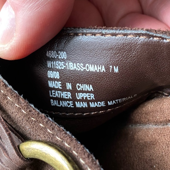 Bass Brown Suede Mule Clogs. Antique Brass and Leather Accents. Size 7M. - Picture 9 of 9